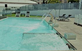 Deluxe Hostels & Suites Merida